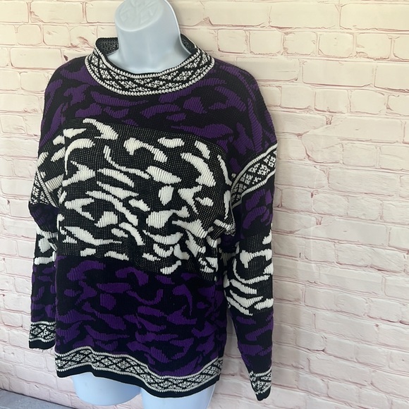 Vintage knit crew neck sweater - Picture 2 of 8